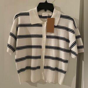 XS: CYRUS Ivory White/Black Stripes Short Sleeve Polo Knit Sweater Relaxed Fit